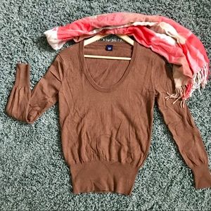 GAP creamy tan Cotton Sweater Size Small